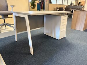 D161 Apex desk 1200 x 800 Grey/White-Discontinued Stock