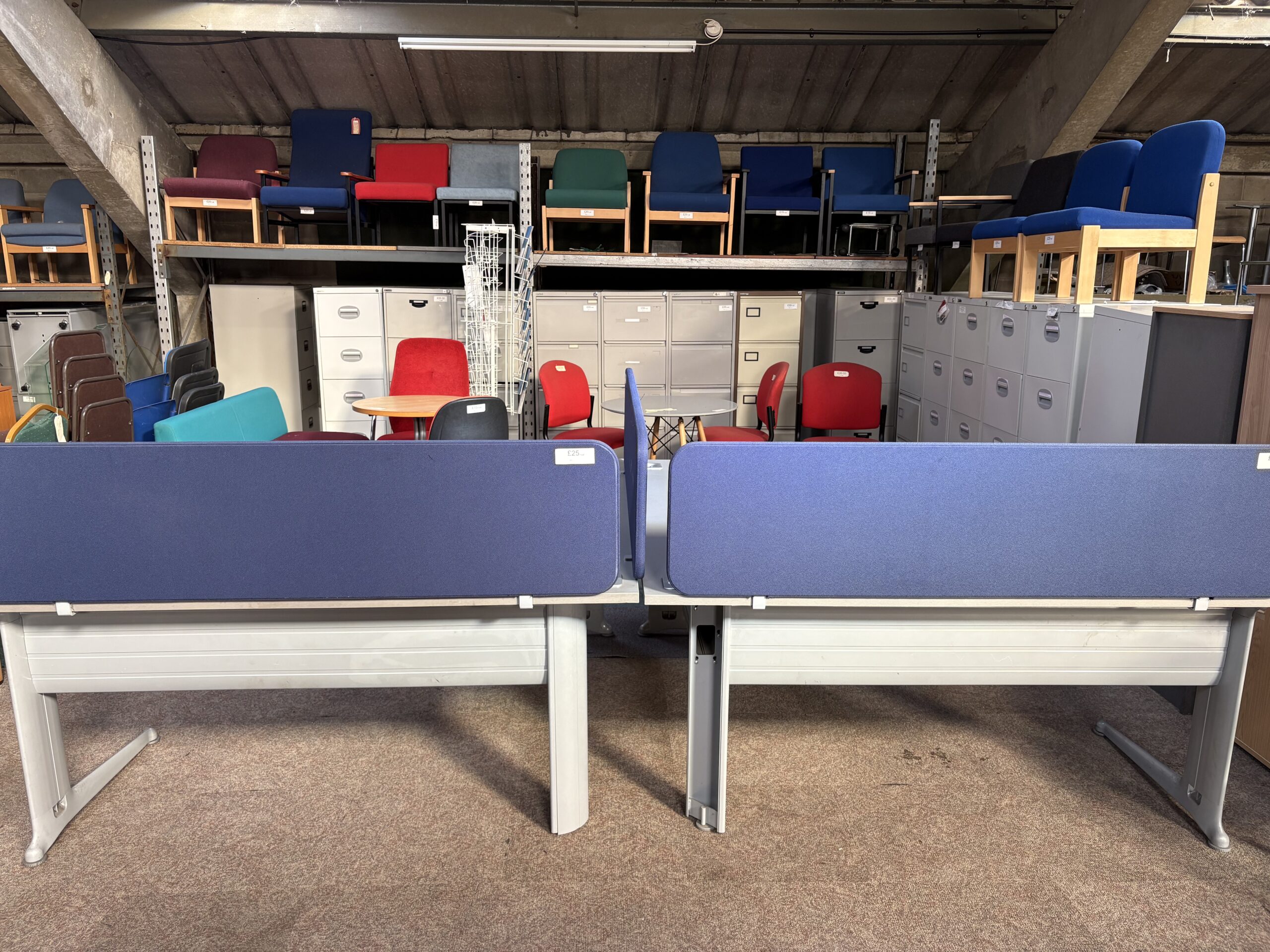 Elite 1600mm x 1600mm Curved Desk-Dark Grey - Image 6