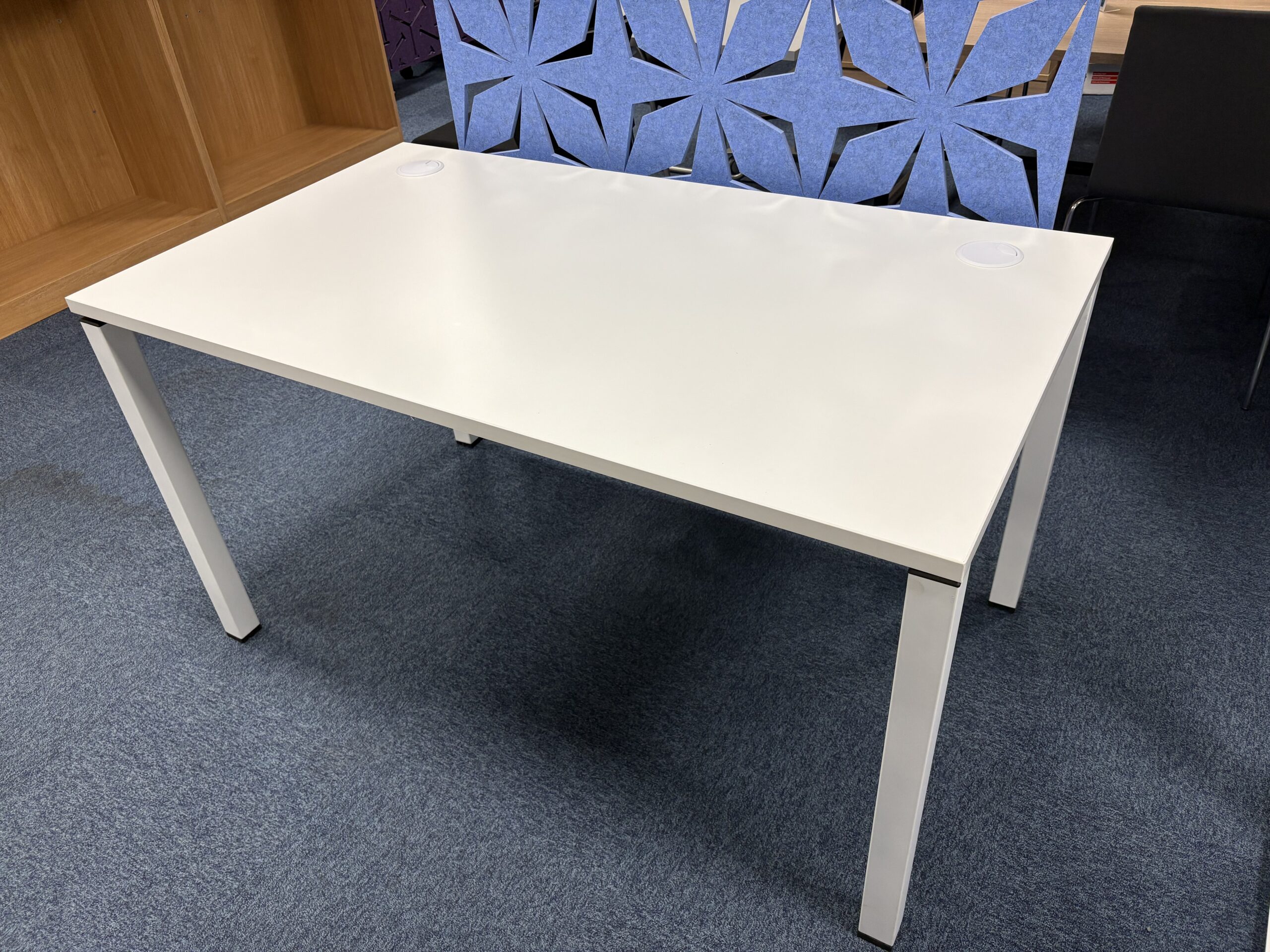 D176 NEW Hale White 1200 x 800 Desk - Image 3