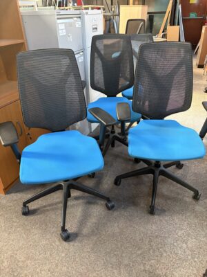 C131 Mesh Back Task Chair
